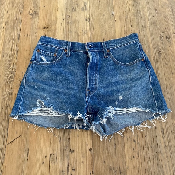 Levi 501 shorts - Picture 1 of 2
